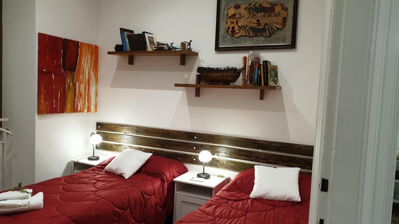 Casa Ferrari Testaccio e Trastevere Wi-Fi free Roma Esterno foto